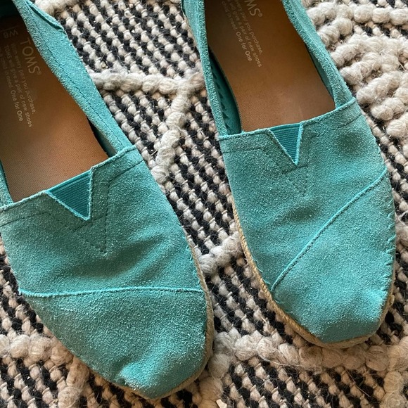 TOMS Women's Turquoise Espadrille Shoes - Picture 7 of 7